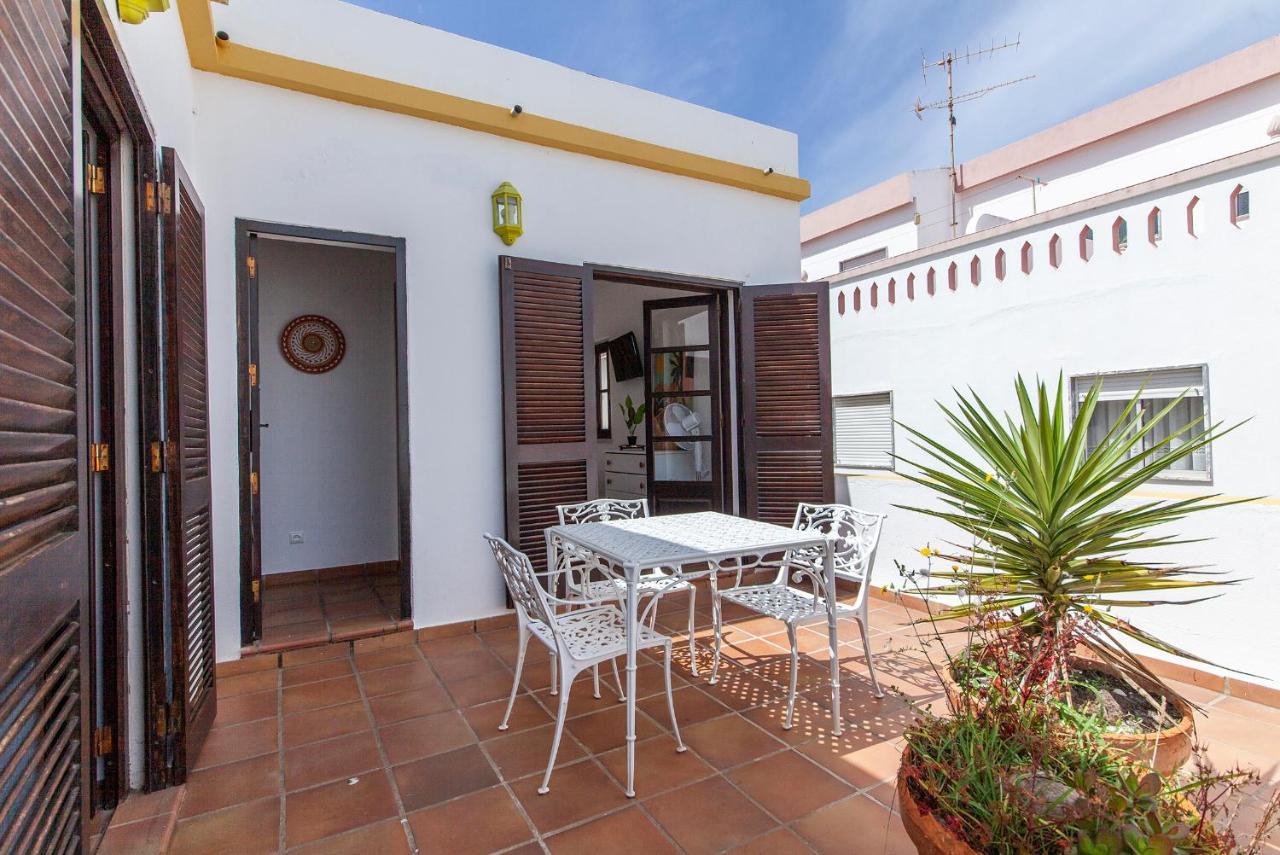 J - Casa Do Farol Guesthouse لاغوس المظهر الخارجي الصورة