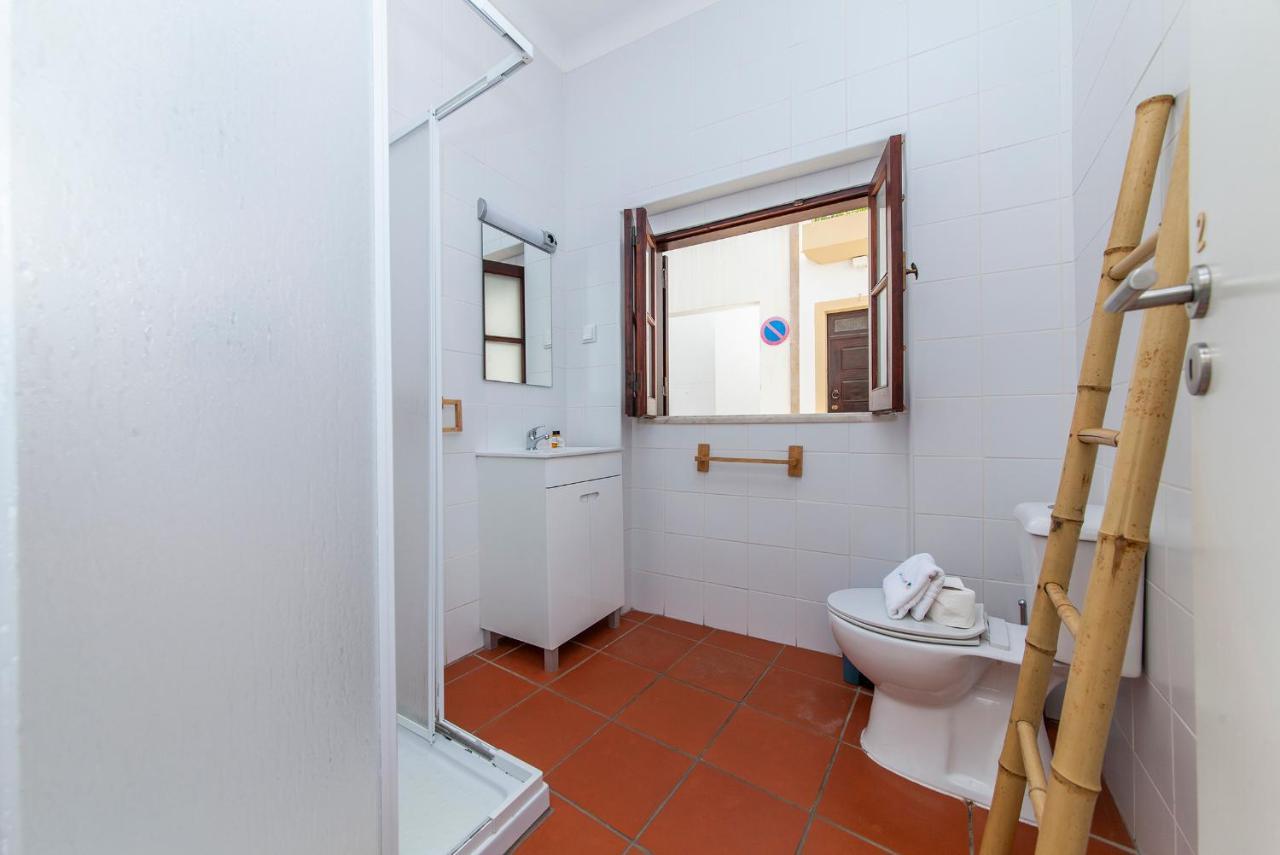 J - Casa Do Farol Guesthouse لاغوس المظهر الخارجي الصورة